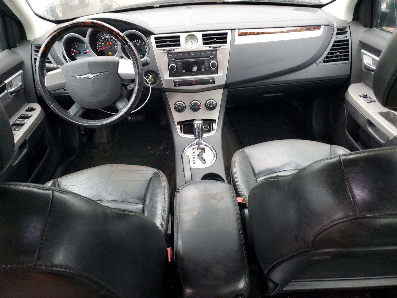 2010 Chrysler Sebring - Image 8