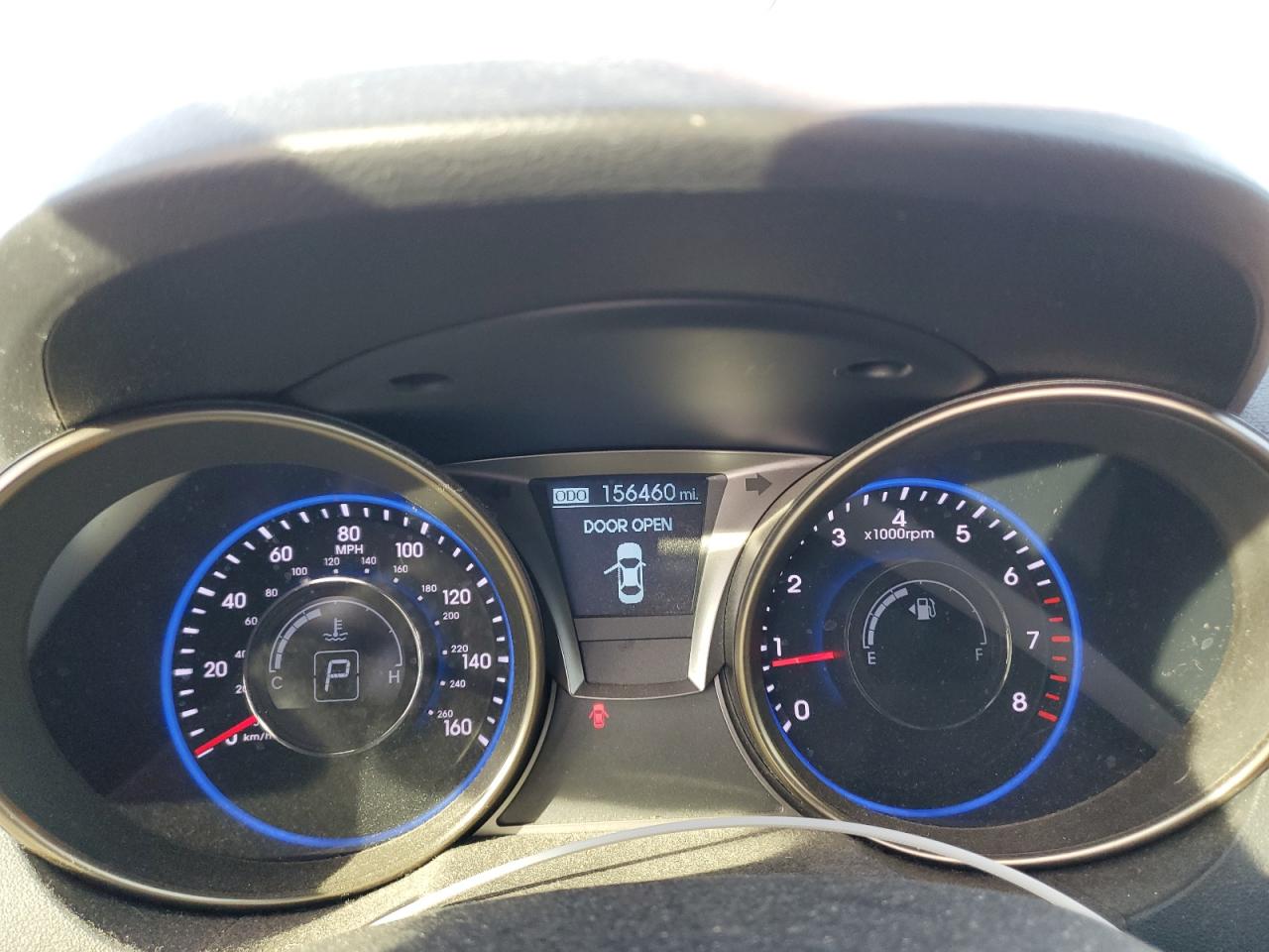 2013 Hyundai Genesis - Image 9