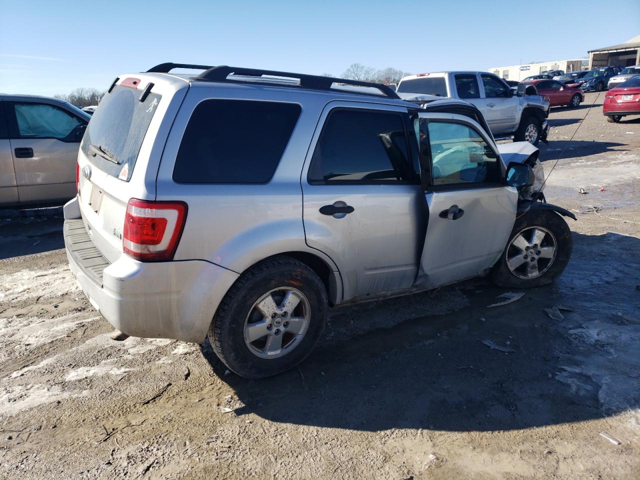 2011 Ford Escape - Image 3