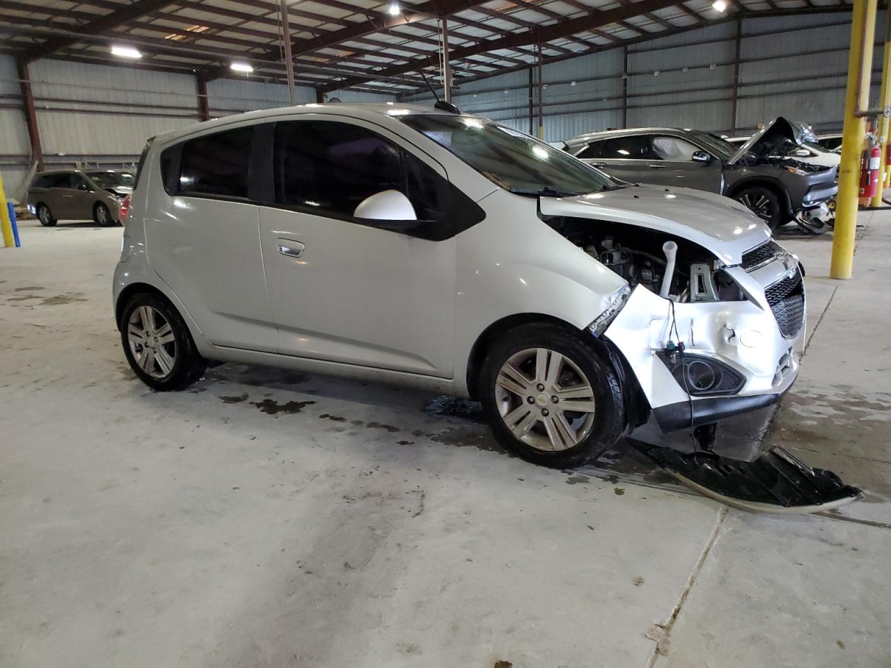 VIN KL8CD6S97FC762600 2015 CHEVROLET SPARK no.4