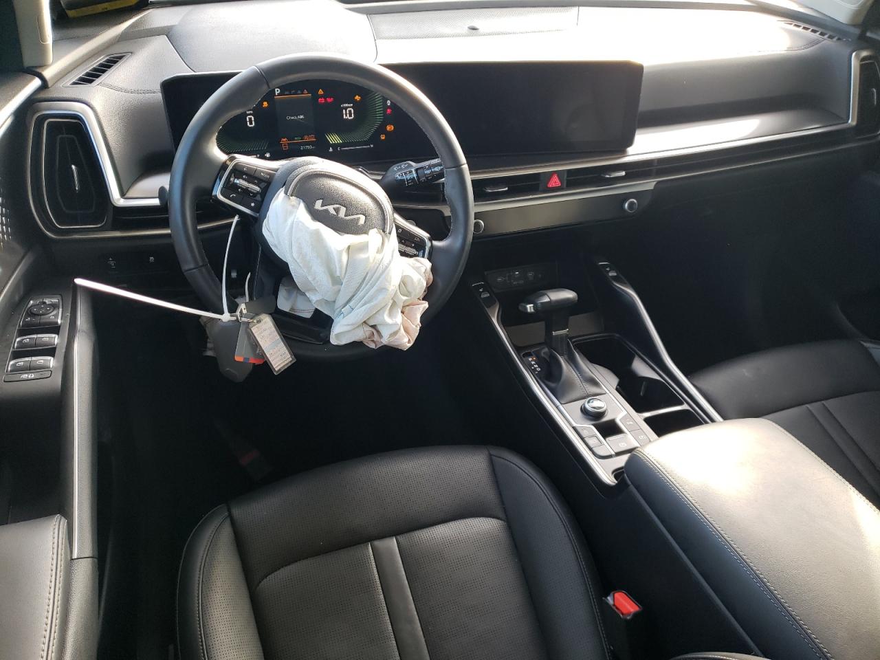 2024 Kia Sorento - Image 8
