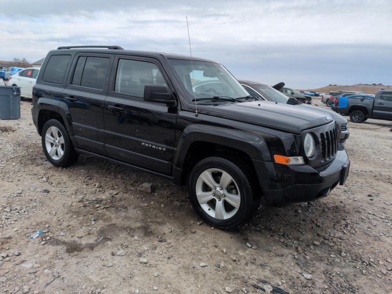 2016 Jeep Liberty (Patriot) - Image 4