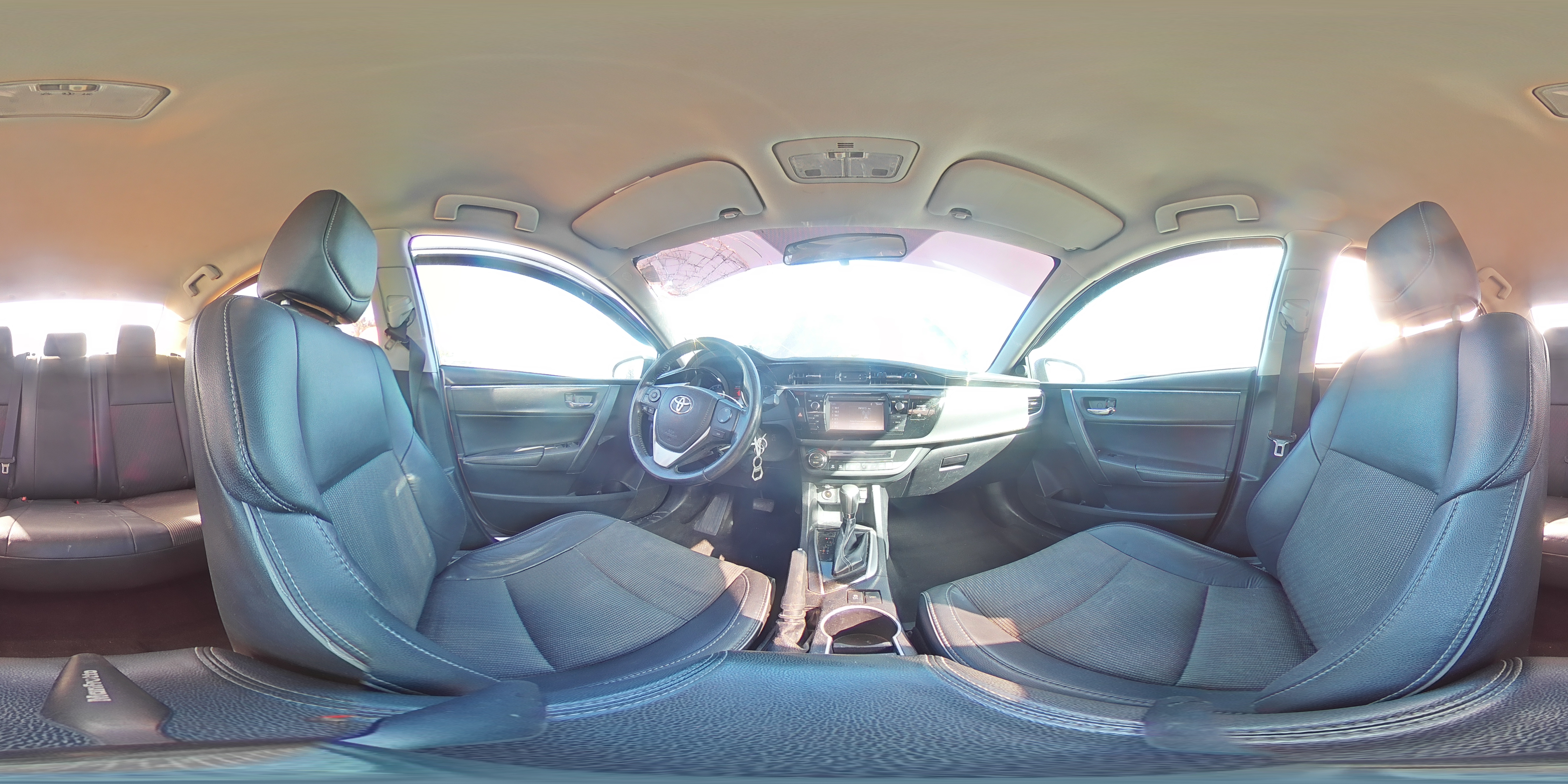 2014 Toyota Corolla - Image 12