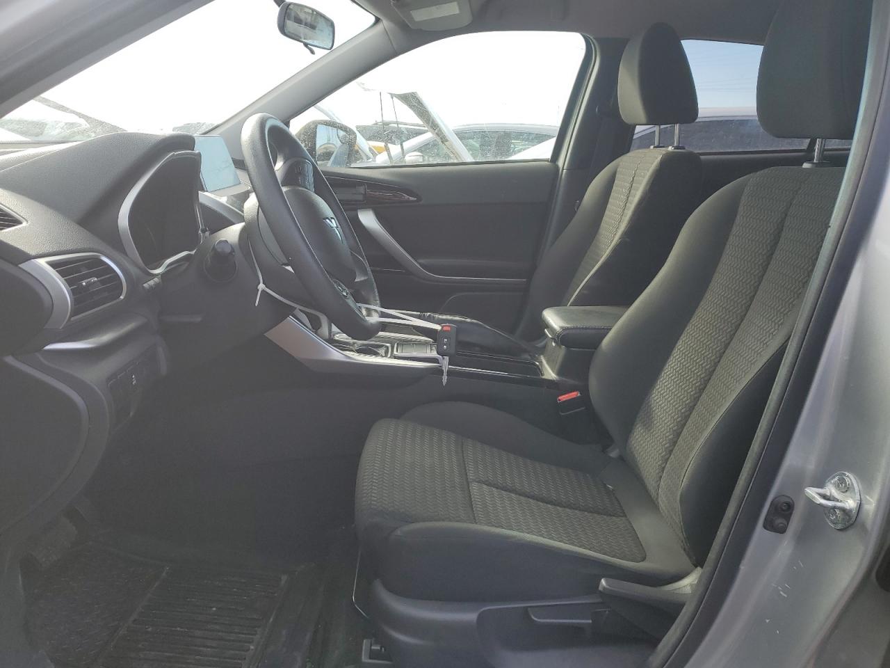 2019 Mitsubishi Eclipse - Image 7
