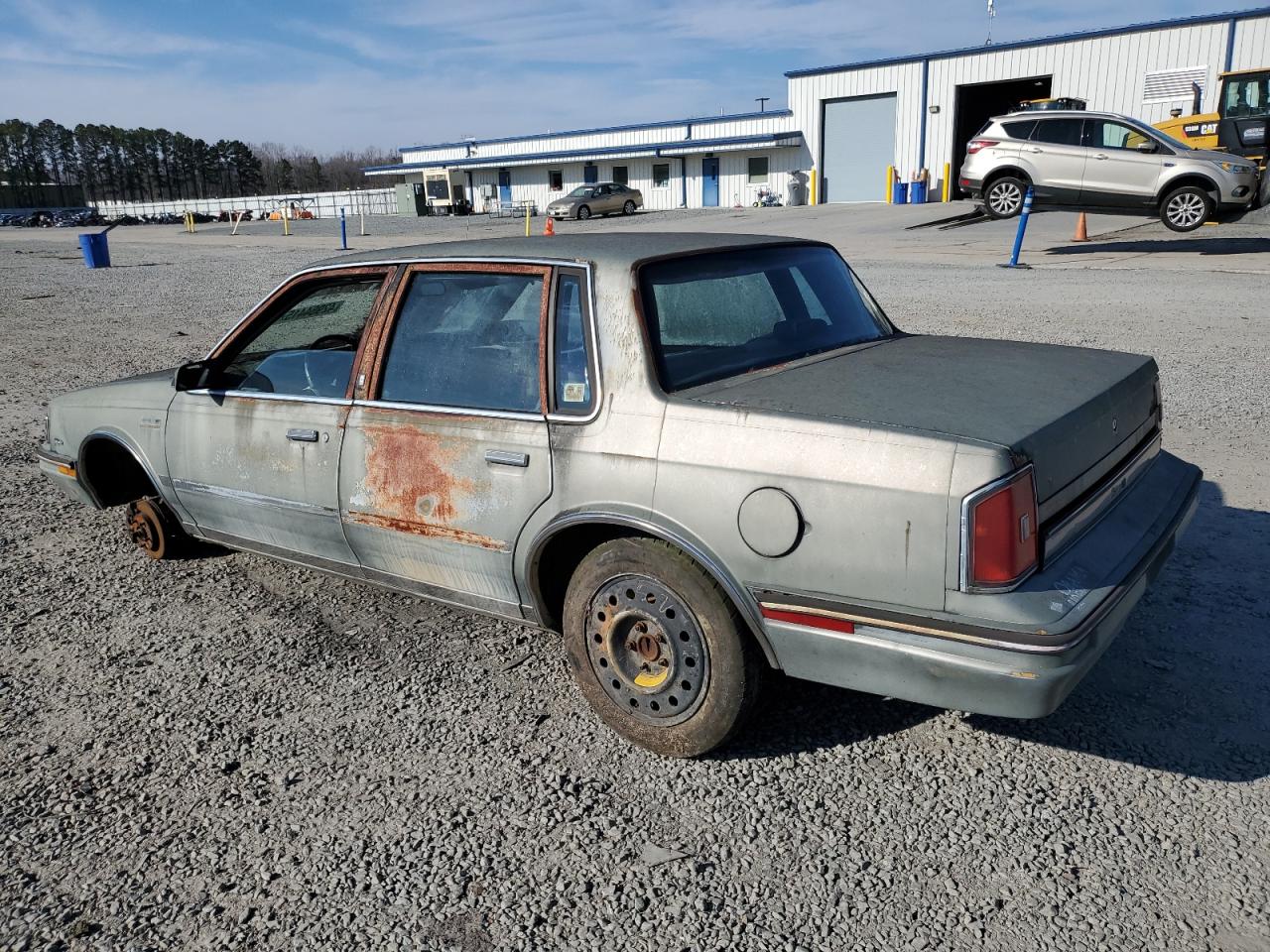 1986 Oldsmobile Cutlass - Image 2