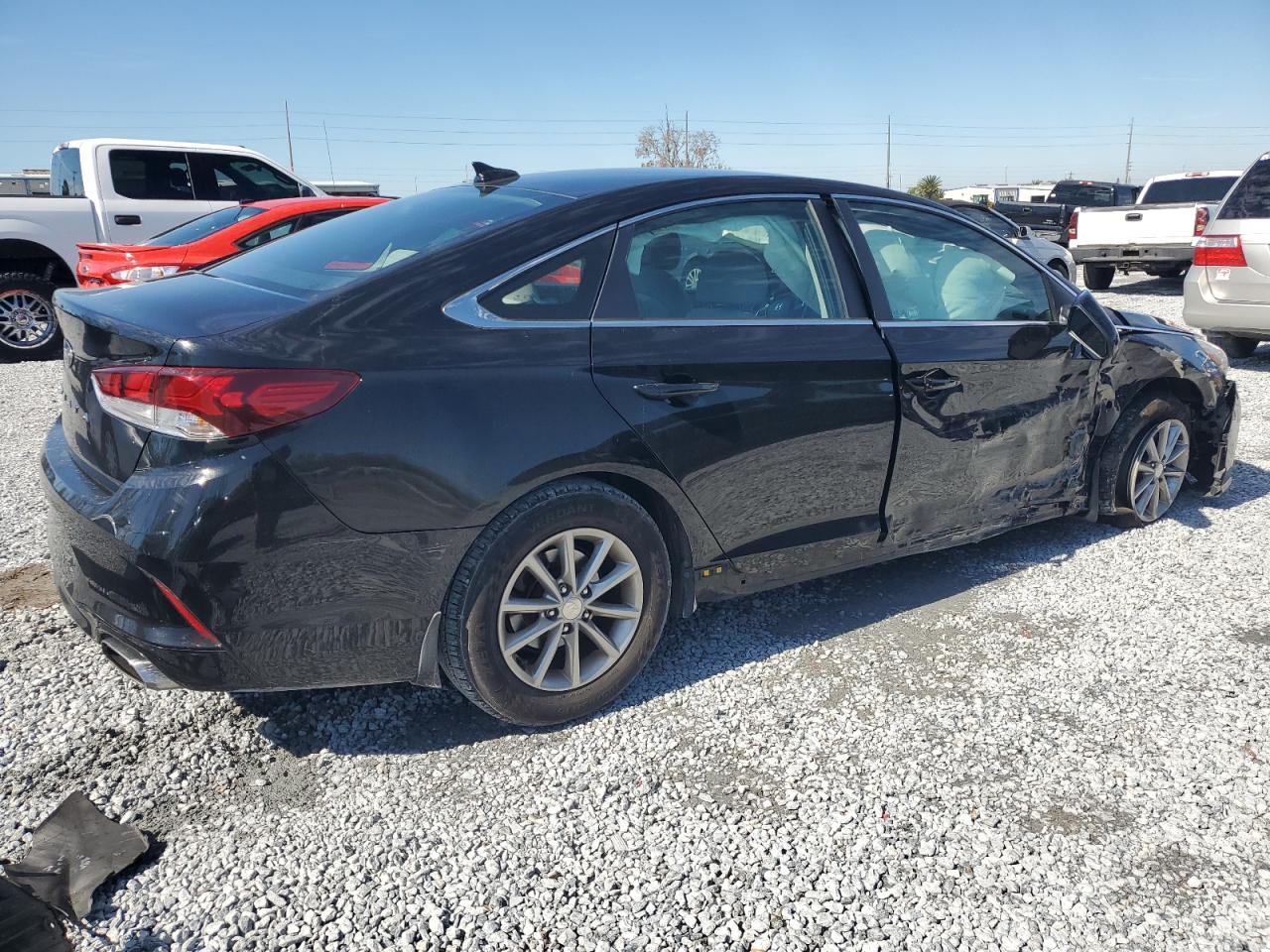2018 Hyundai Sonata - Image 3