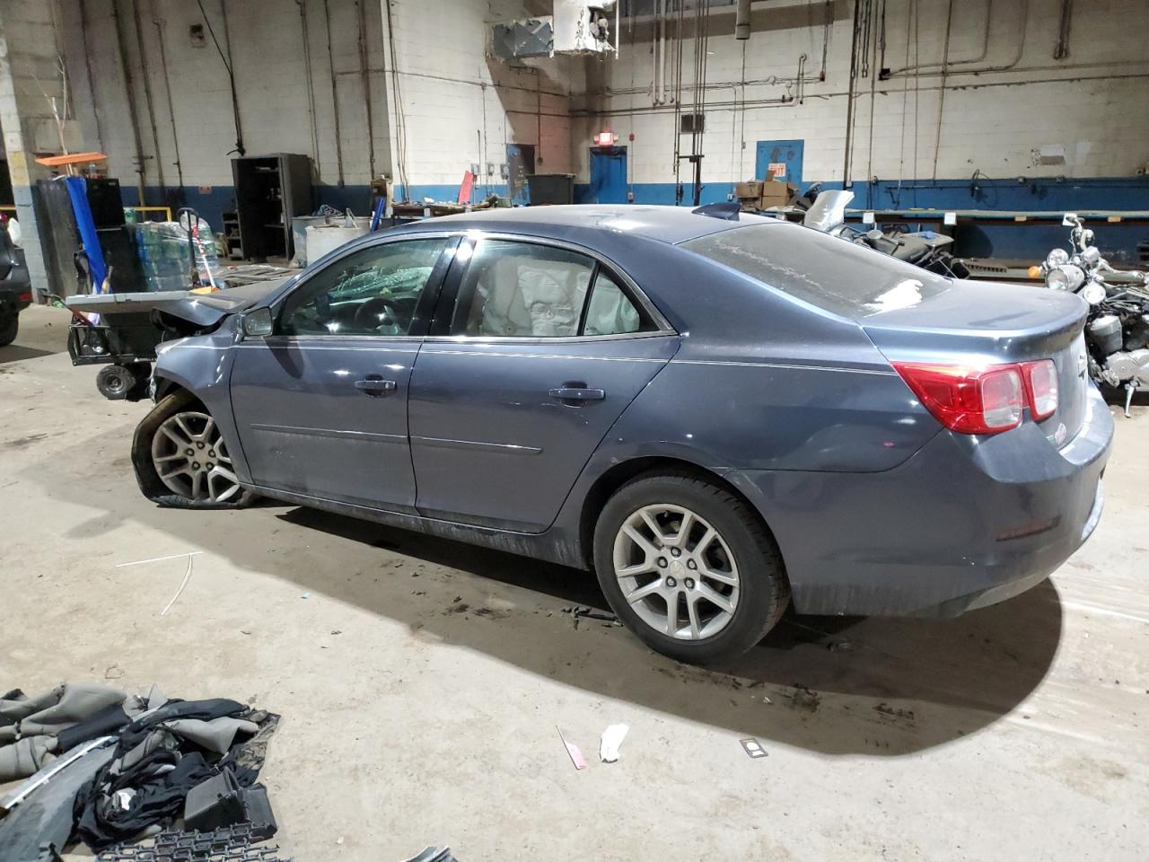 2015 Chevrolet Malibu - Image 2