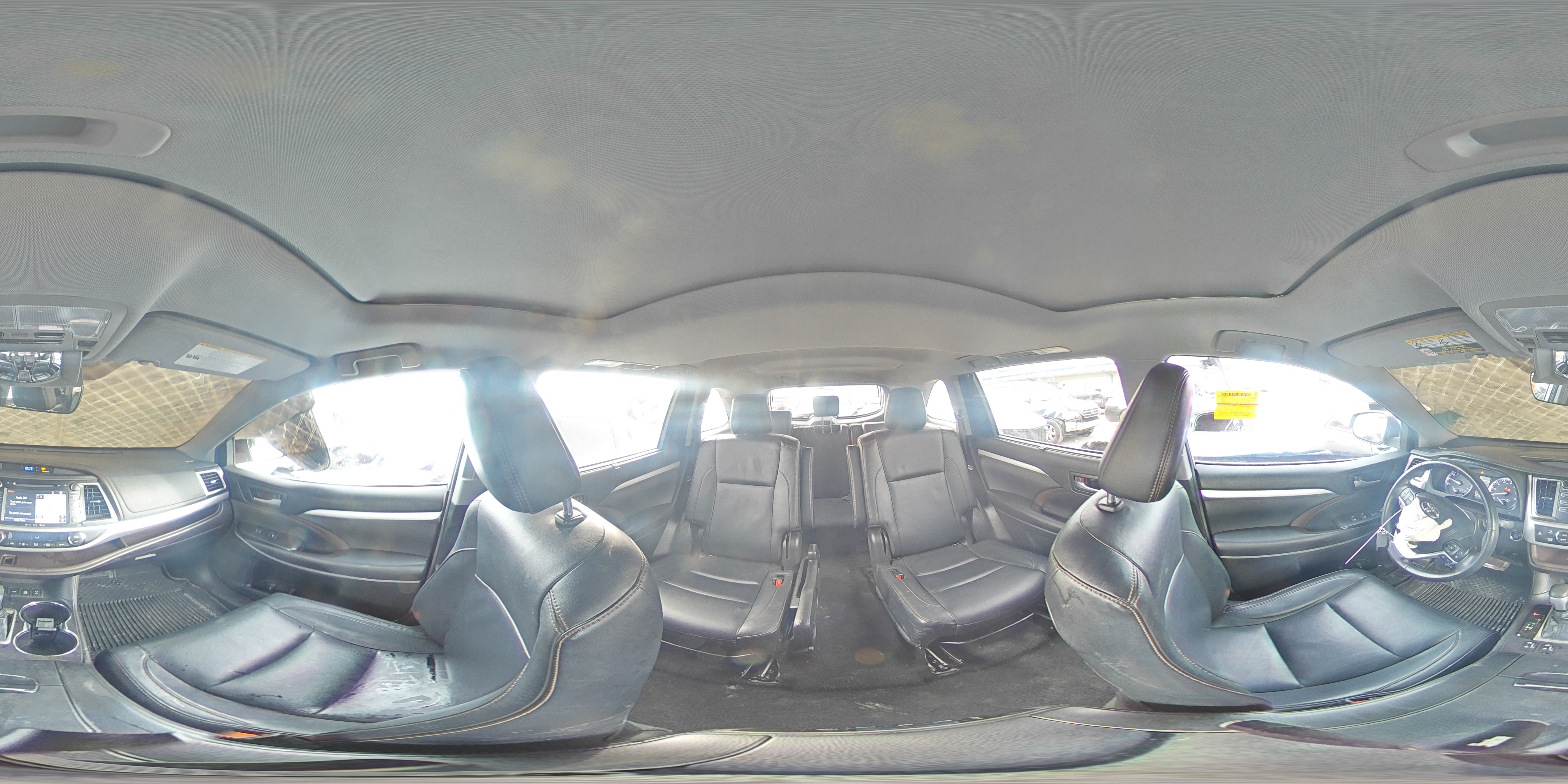 2018 Toyota Highlander - Image 15