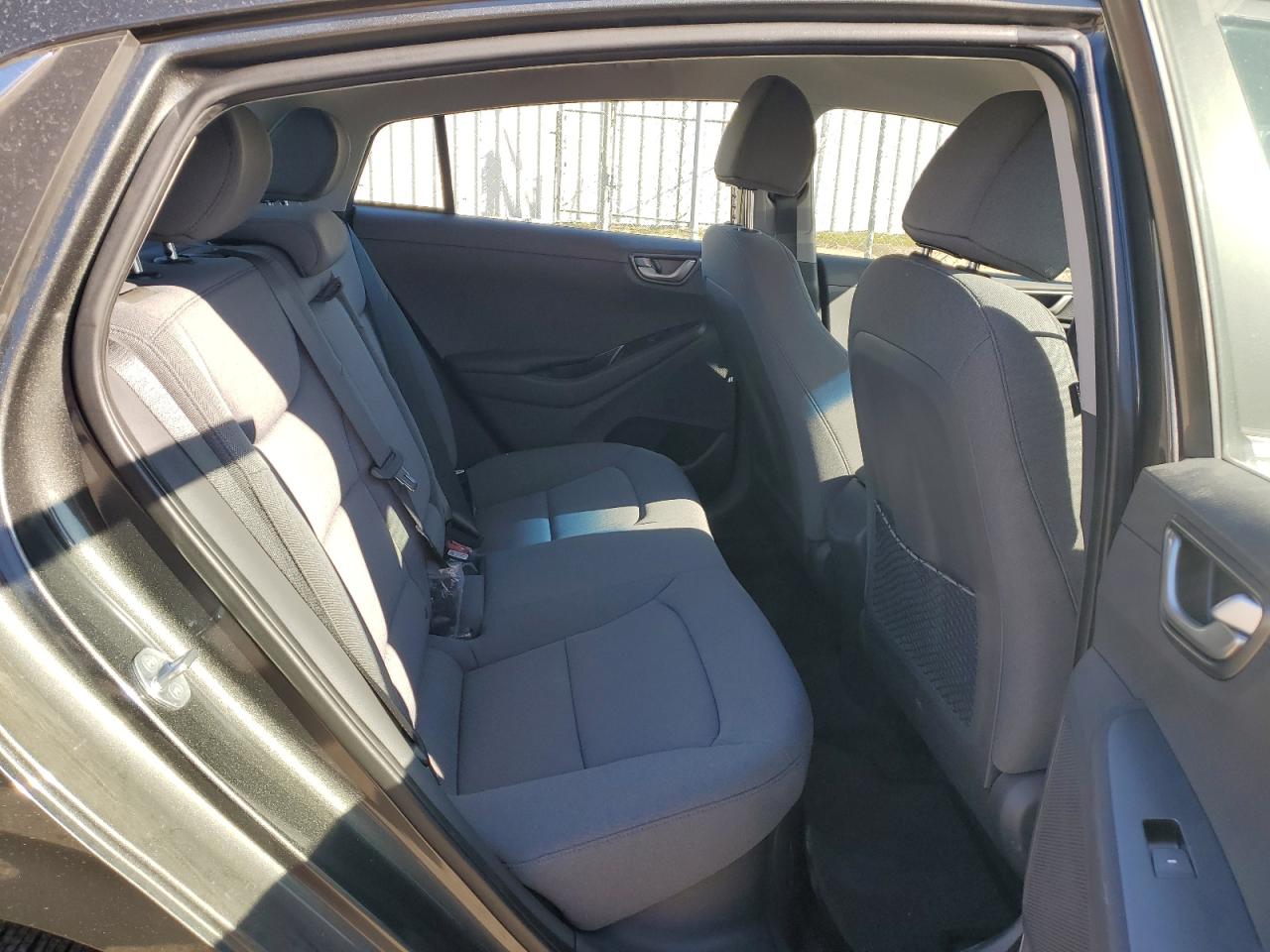 2021 Hyundai IONIQ - Image 10