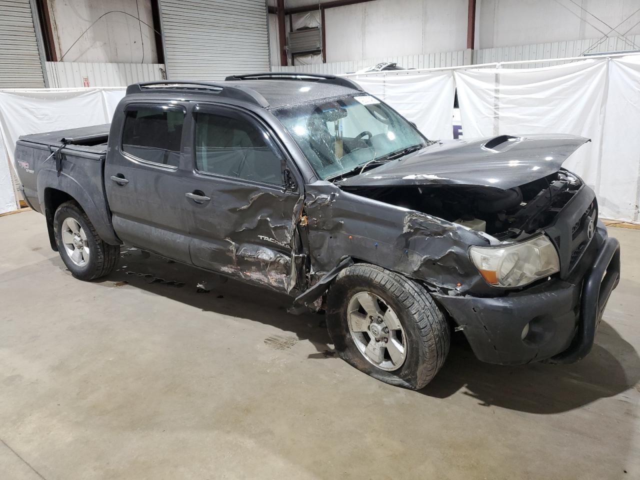 2011 Toyota Tacoma - Image 4
