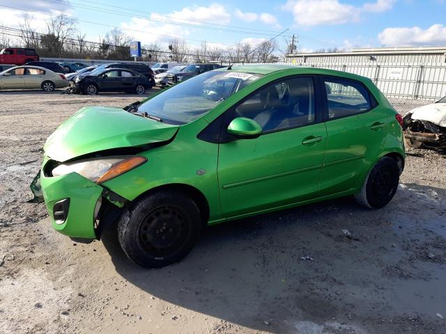  MAZDA 2 2013 Зелений