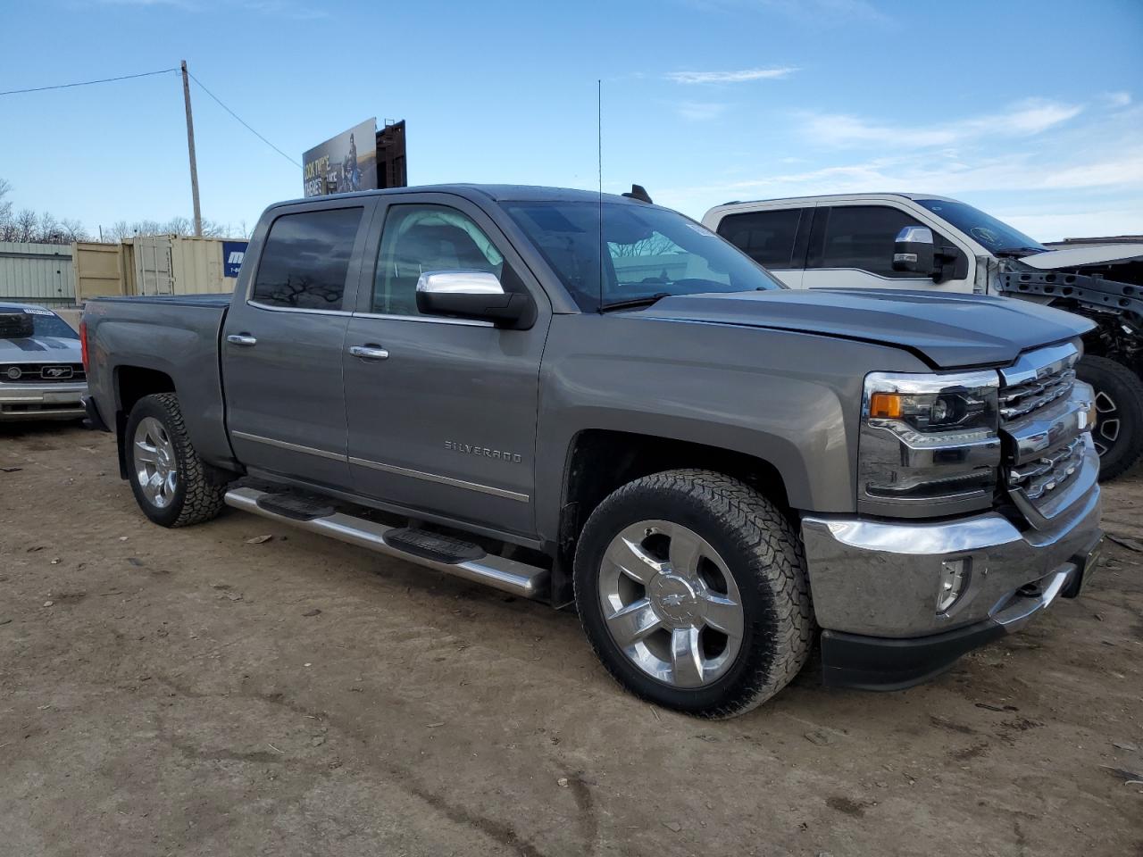 2017 Chevrolet Silverado - Image 4