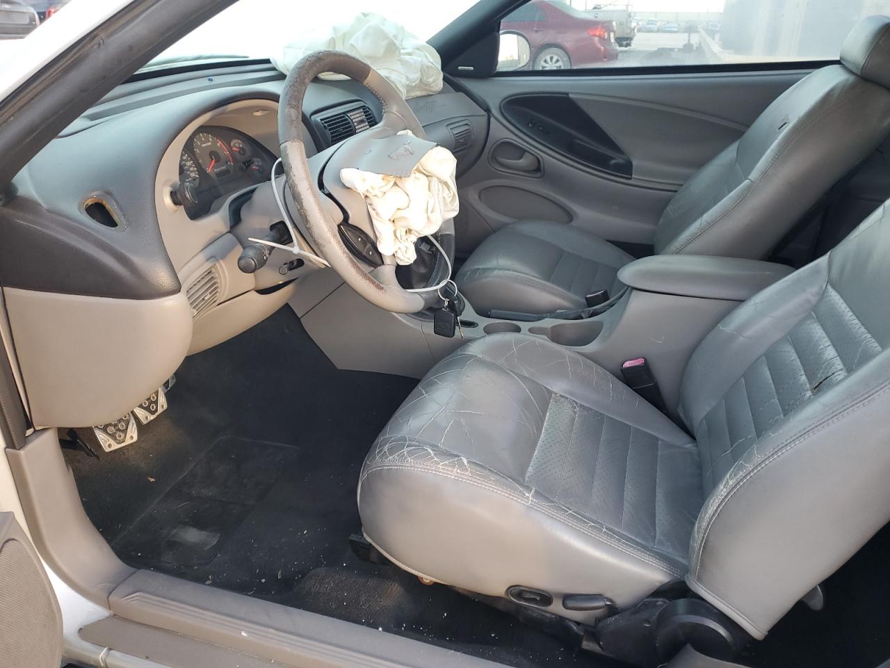 2002 Ford Mustang - Image 7