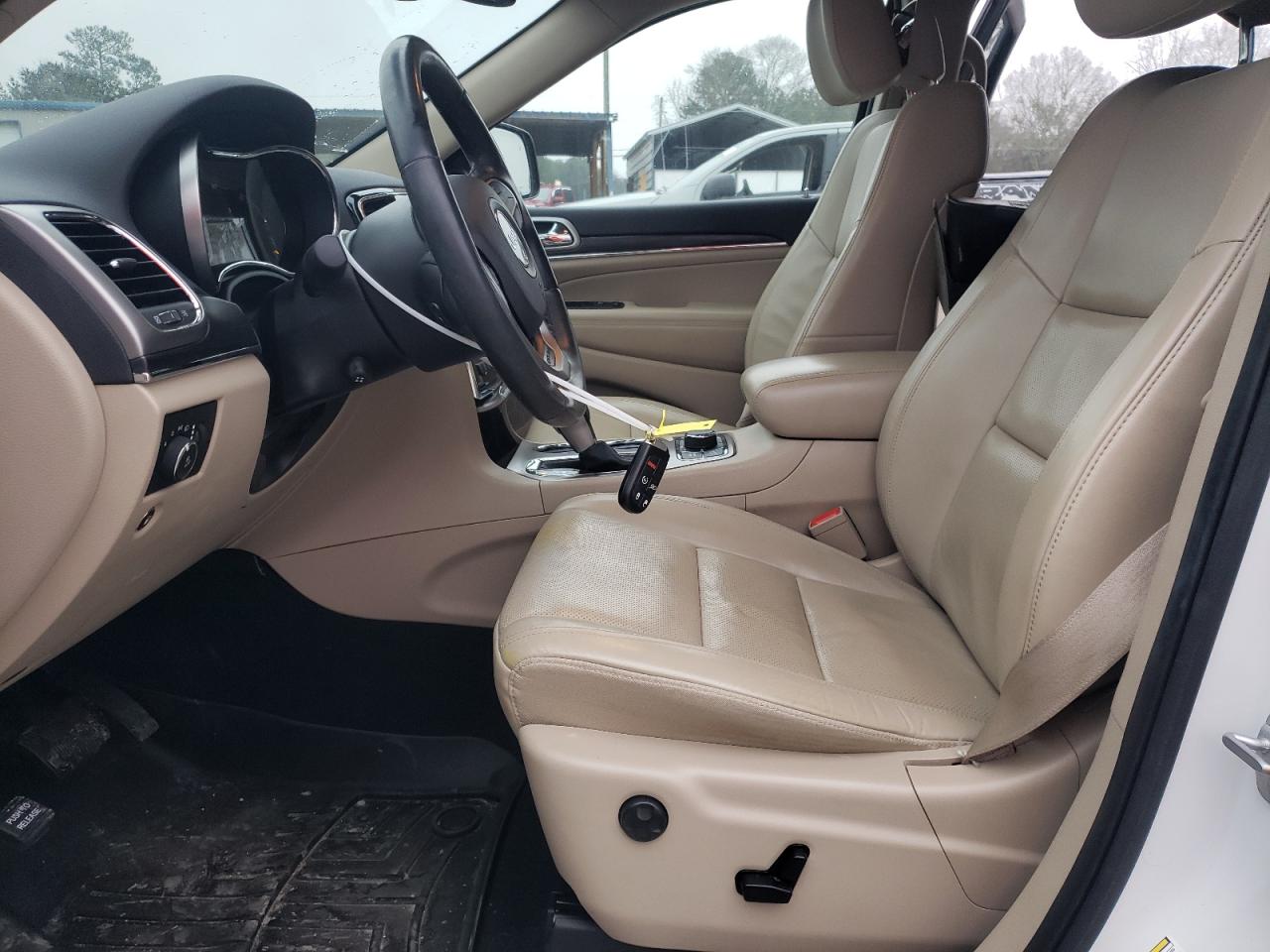 2020 Jeep Grand Cherokee - Image 7