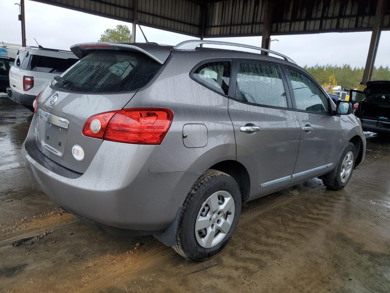 2015 Nissan Rogue - Image 3