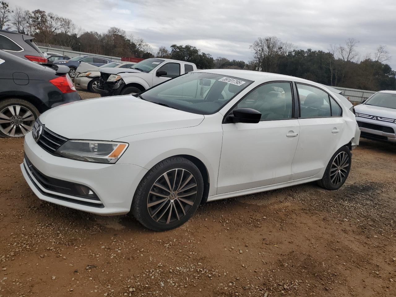 2016 Volkswagen Jetta - Image 1