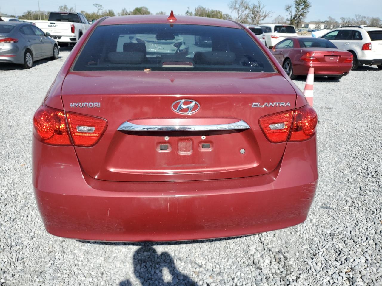 2010 Hyundai Elantra - Image 6