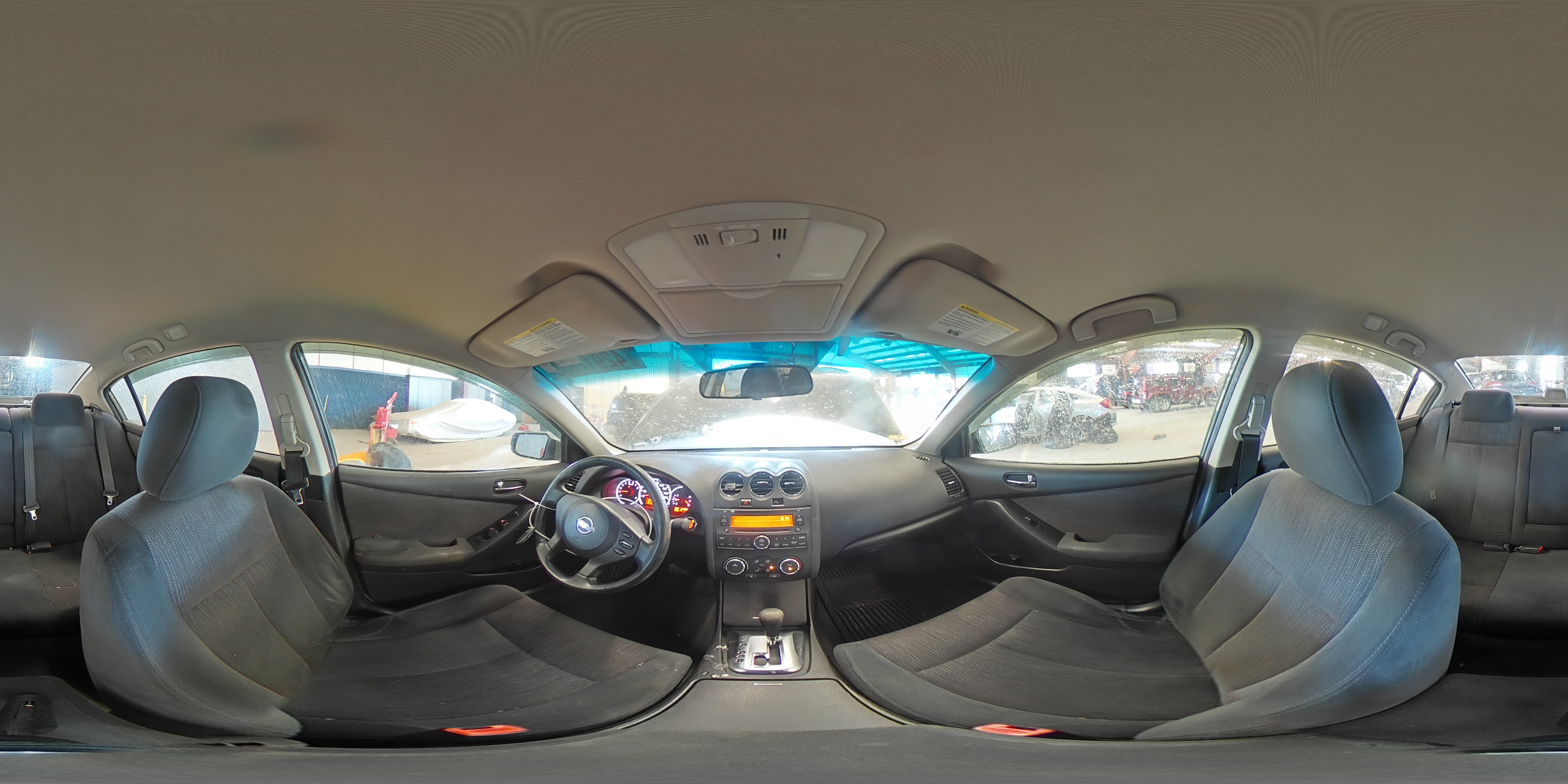 2010 Nissan Altima - Image 13