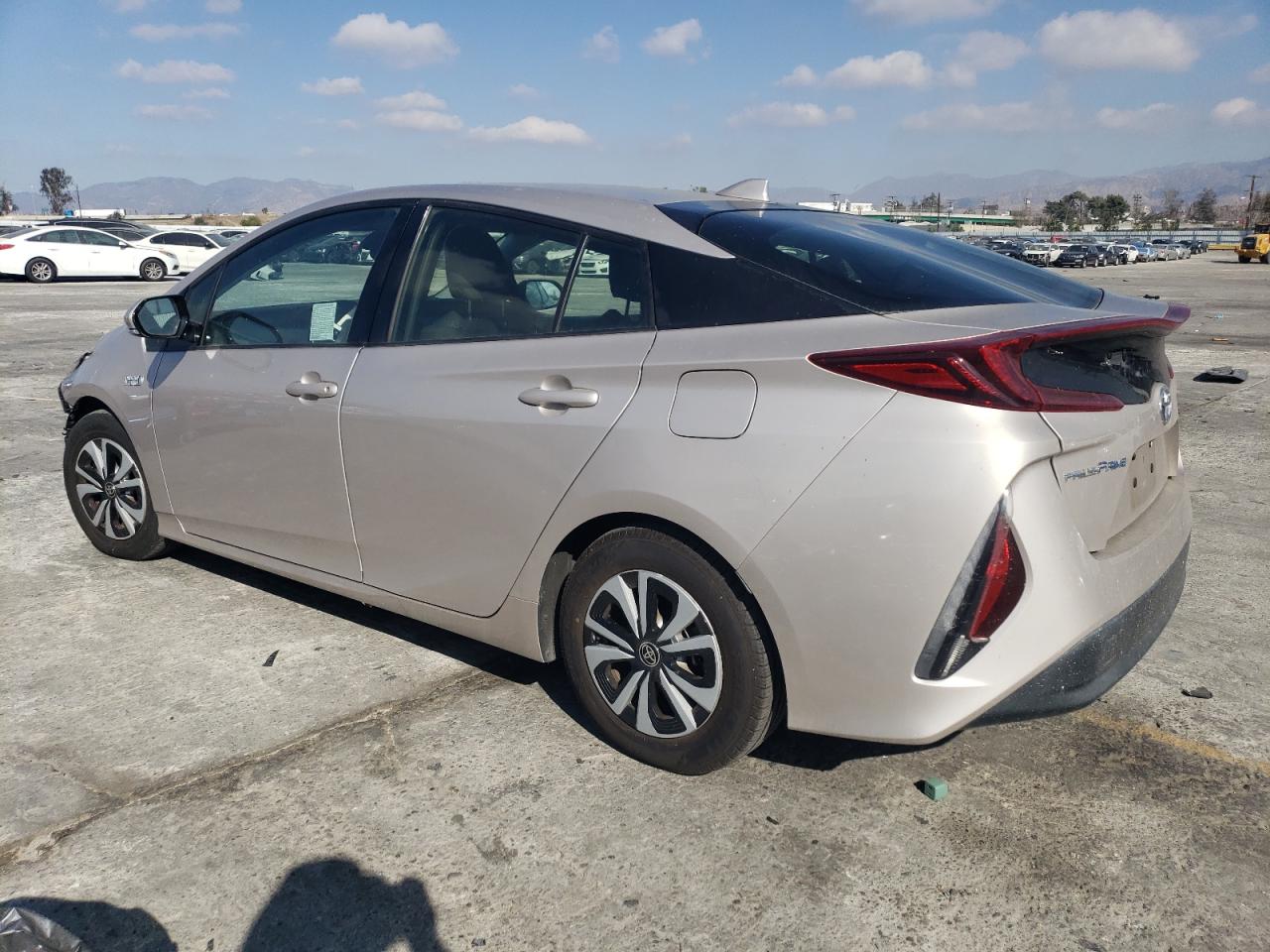 2019 Toyota Prius - Image 2