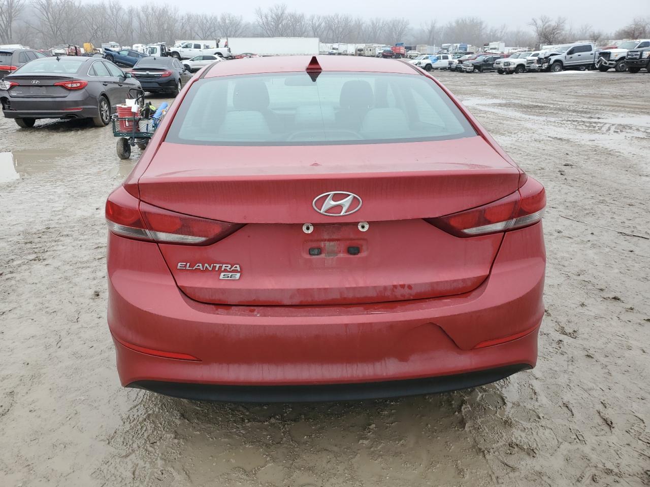 2017 Hyundai Elantra - Image 6