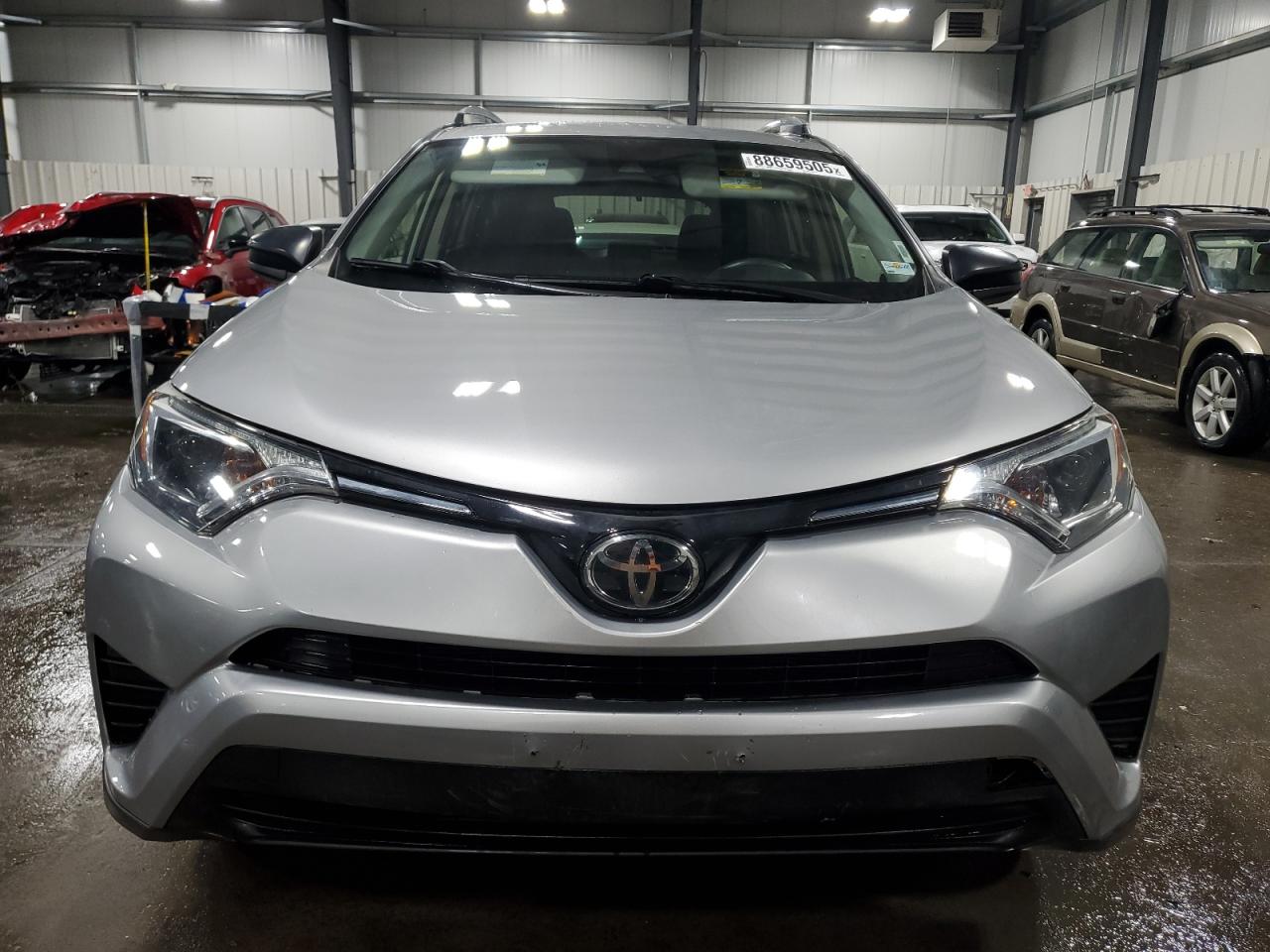 2018 Toyota RAV 4 - Image 5