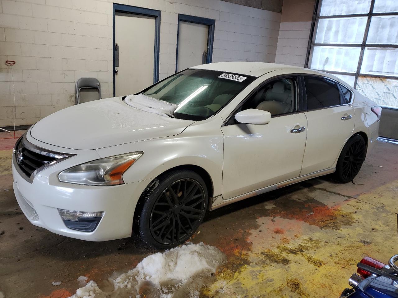 2015 Nissan Altima - Image 1