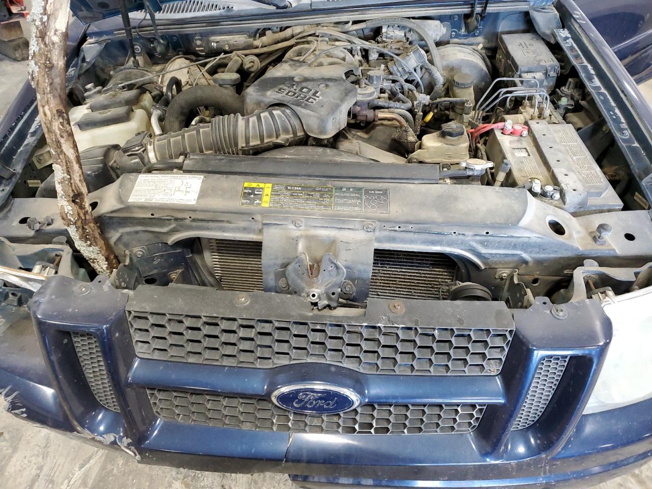 2004 Ford Explorer Sport Trac VIN: 1FMZU77K64UB64570 Lot: 88998865
