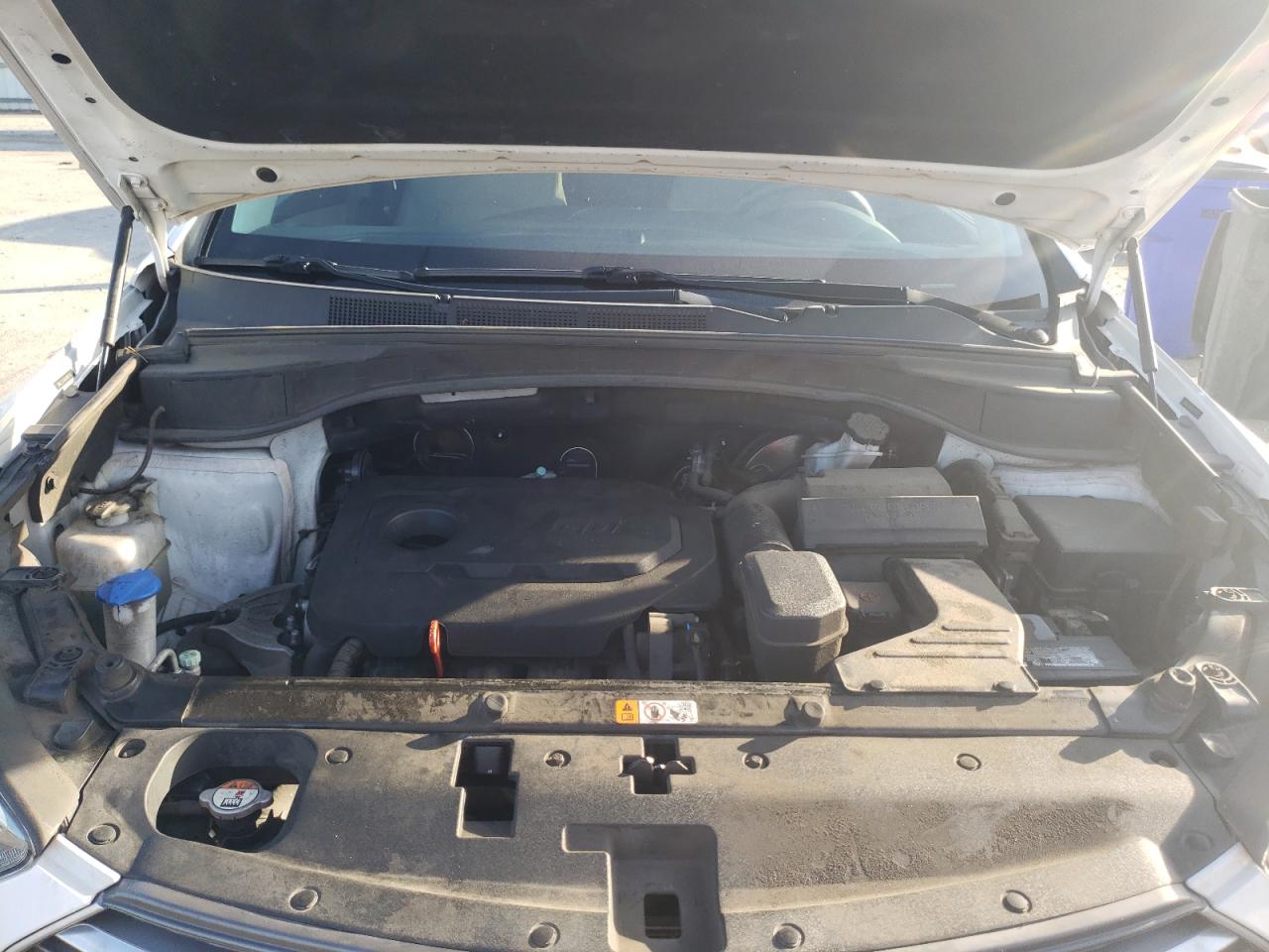 2018 Hyundai Santa Fe - Image 12
