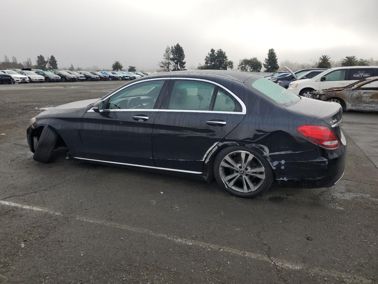 VIN WDDWF4JB1JR409854 2018 MERCEDES-BENZ C-CLASS no.2