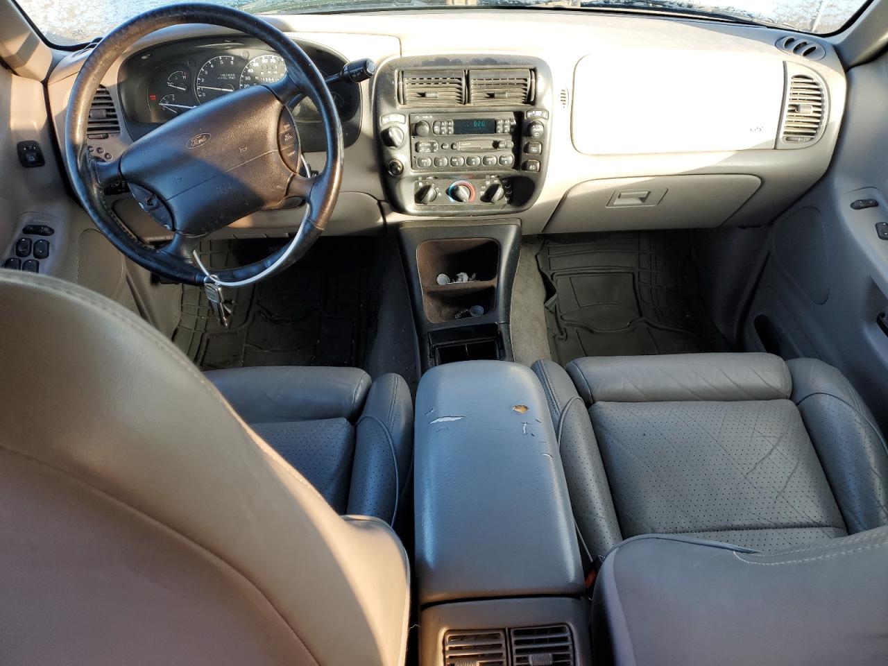 1996 Ford Explorer - Image 8