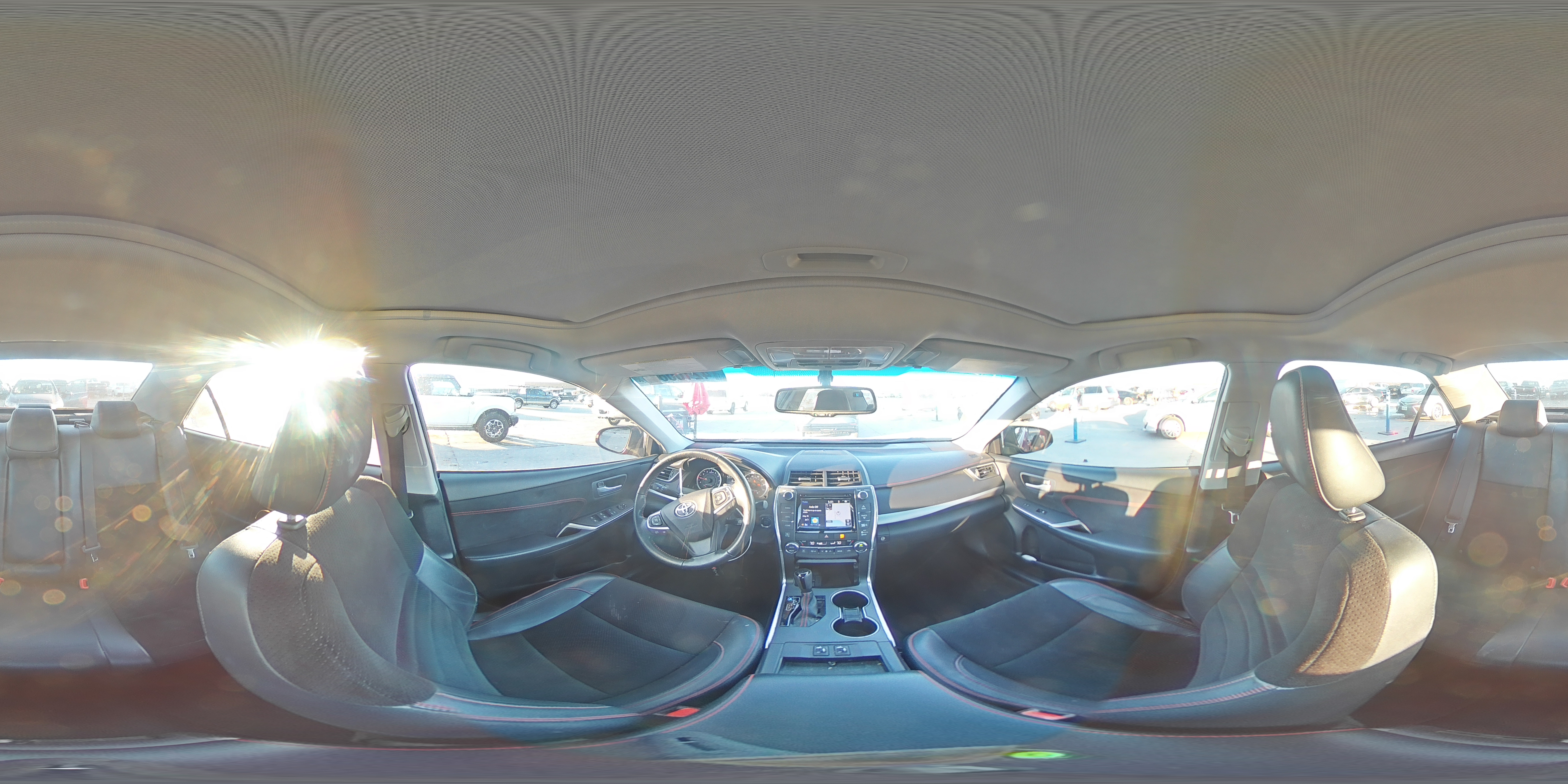 2015 Toyota Camry - Image 12