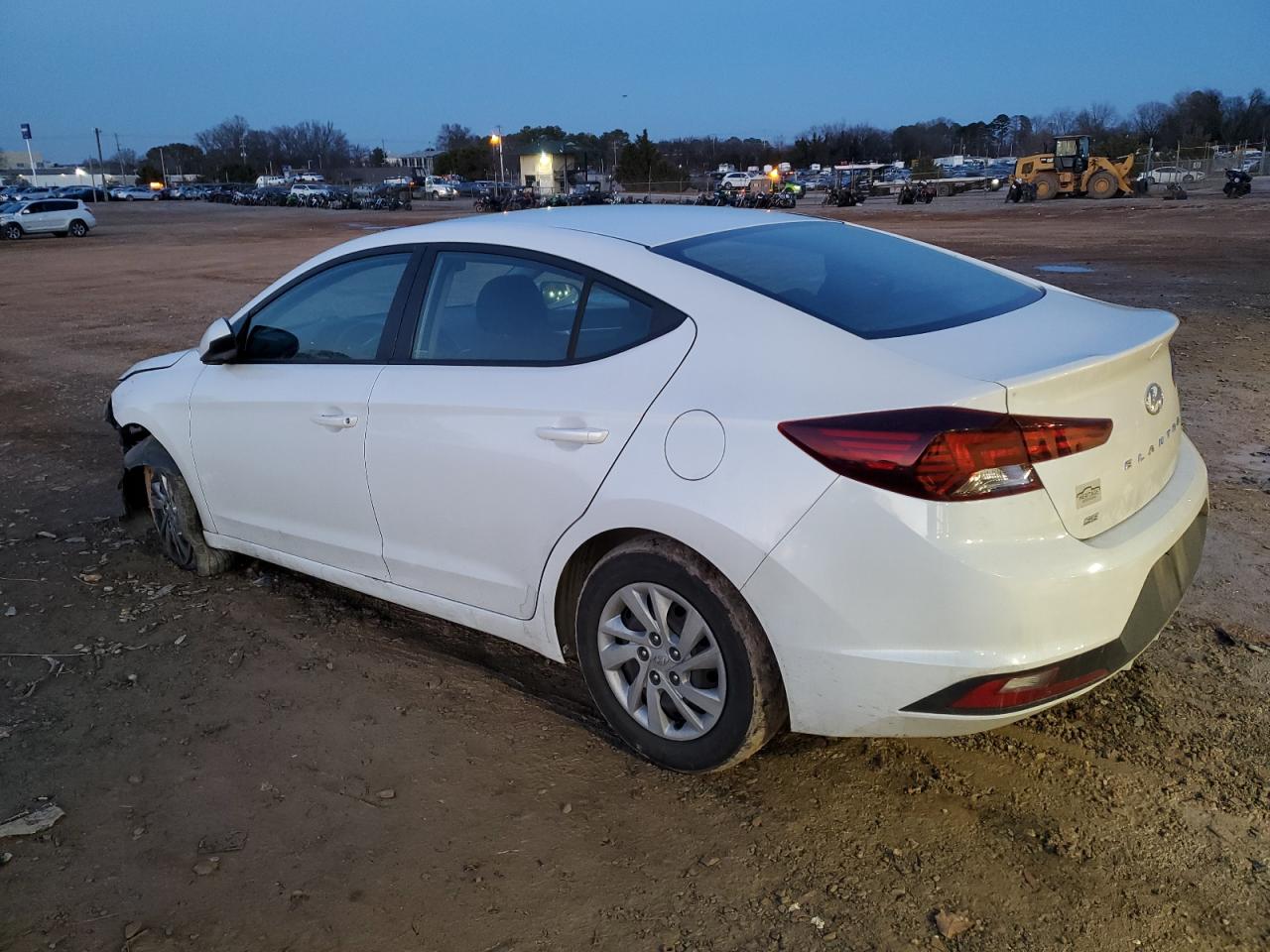 2019 Hyundai Elantra - Image 2