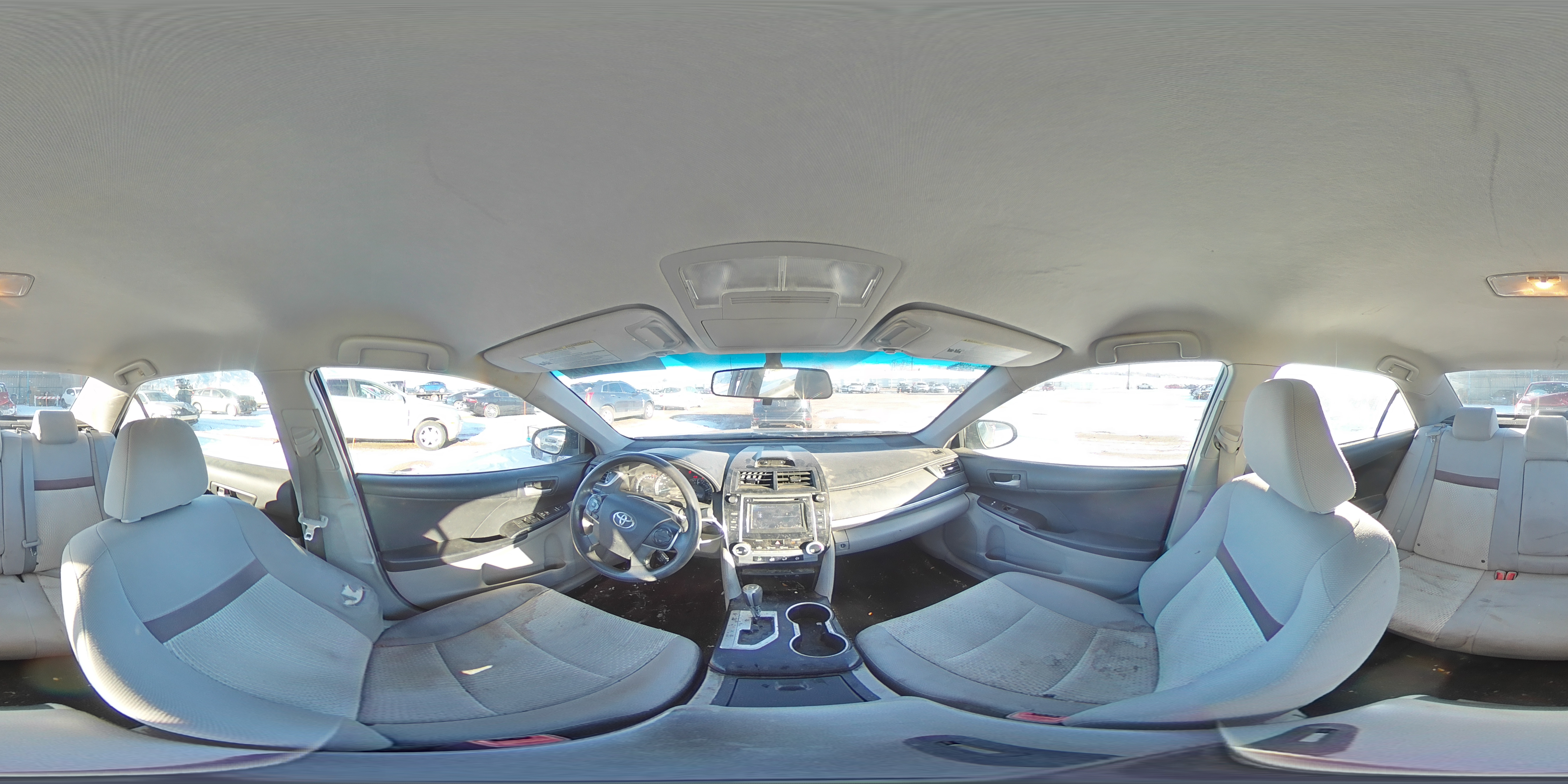 2012 Toyota Camry - Image 13