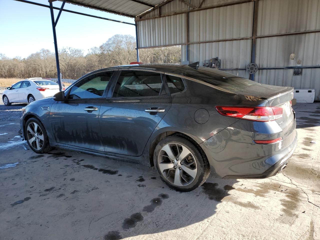 2020 Kia Optima - Image 2