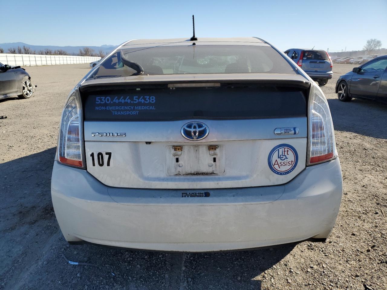 2014 Toyota Prius - Image 6