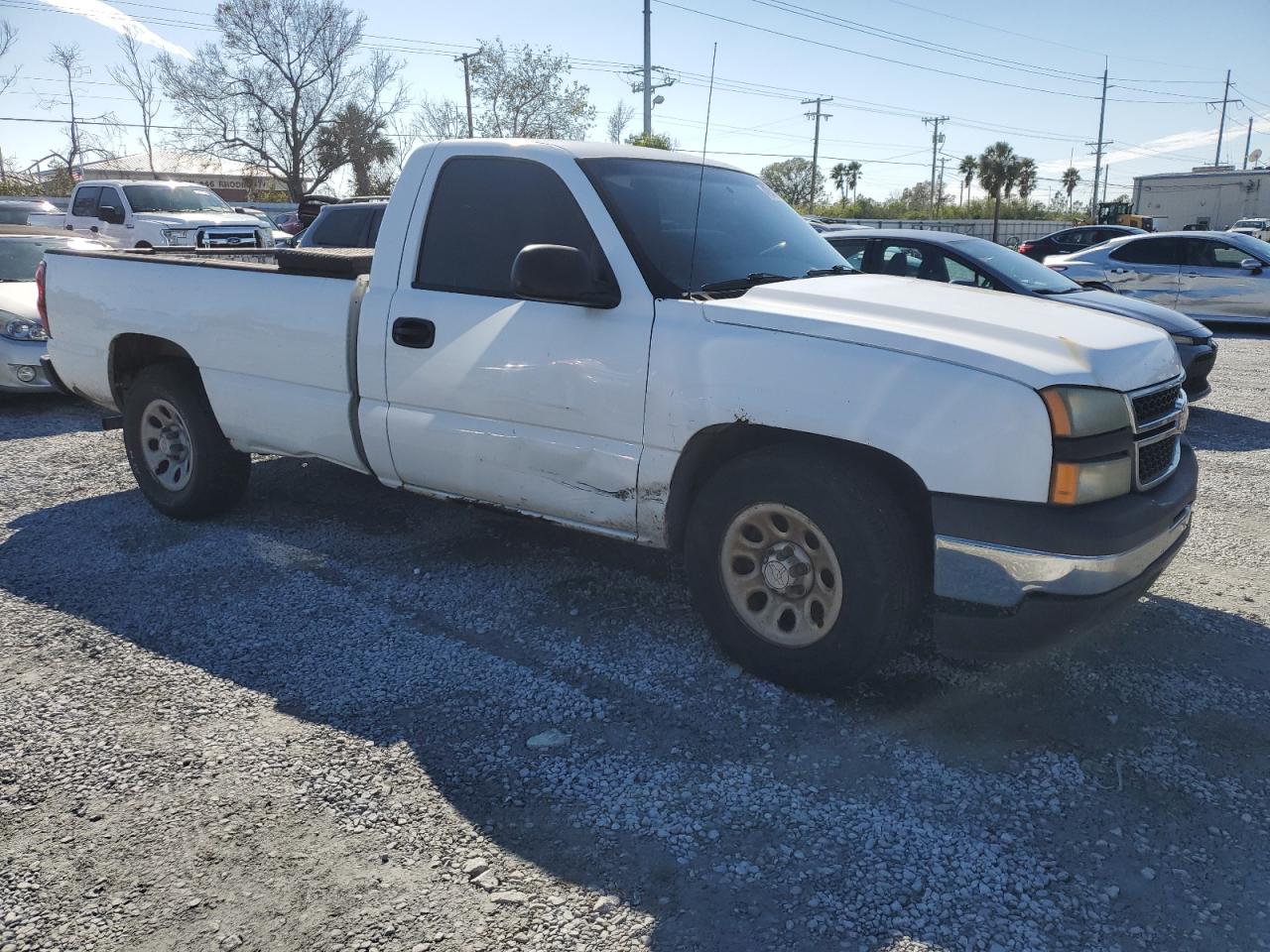 2007 Chevrolet Silverado - Image 4