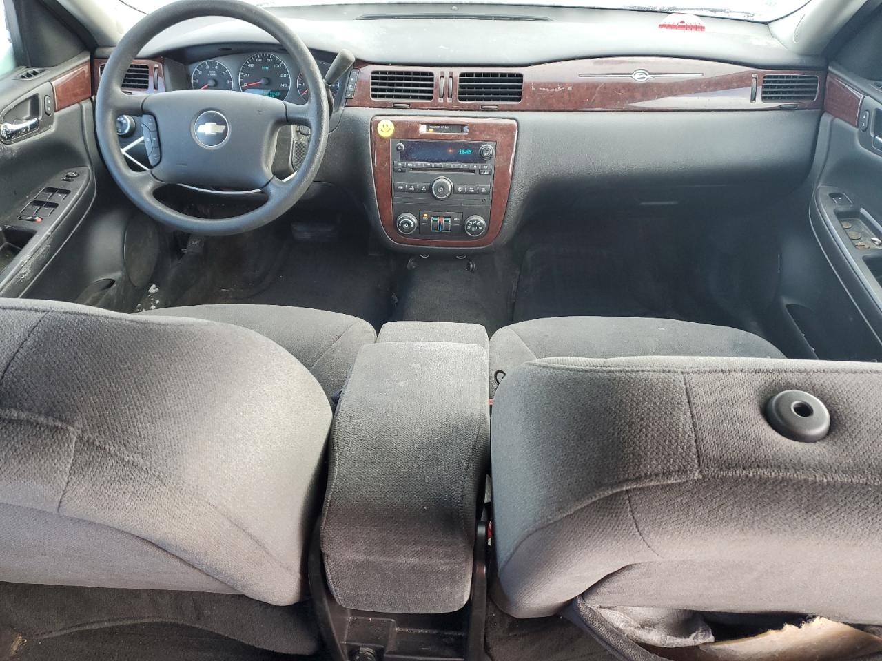 2009 Chevrolet Impala - Image 8