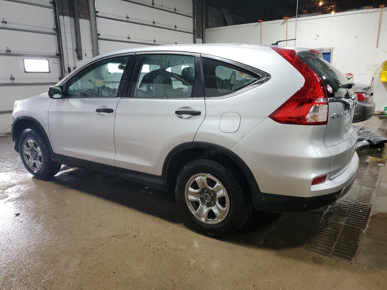2015 Honda CR-V - Image 2