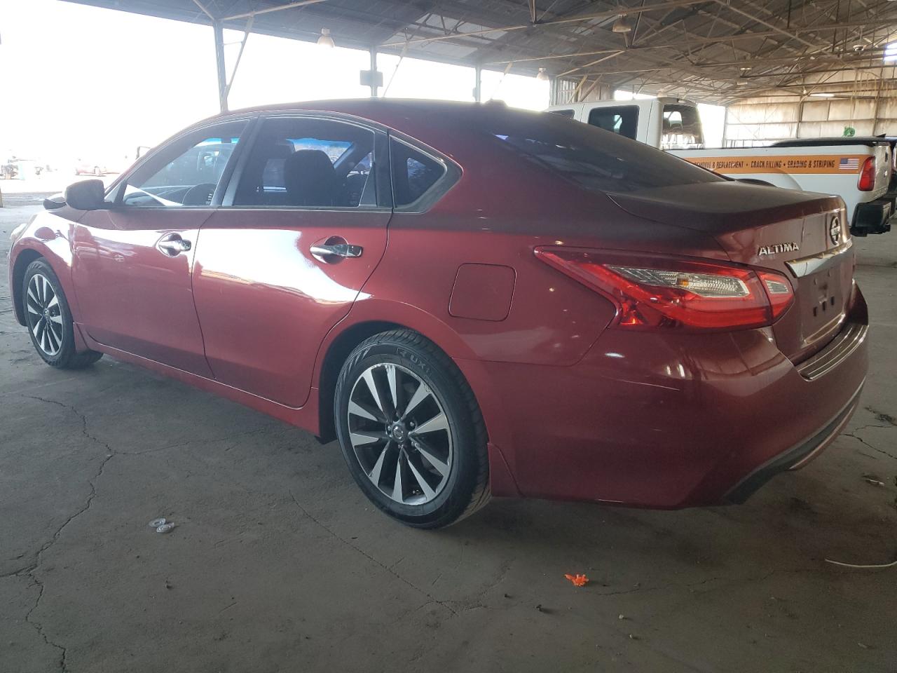 2016 Nissan Altima - Image 2