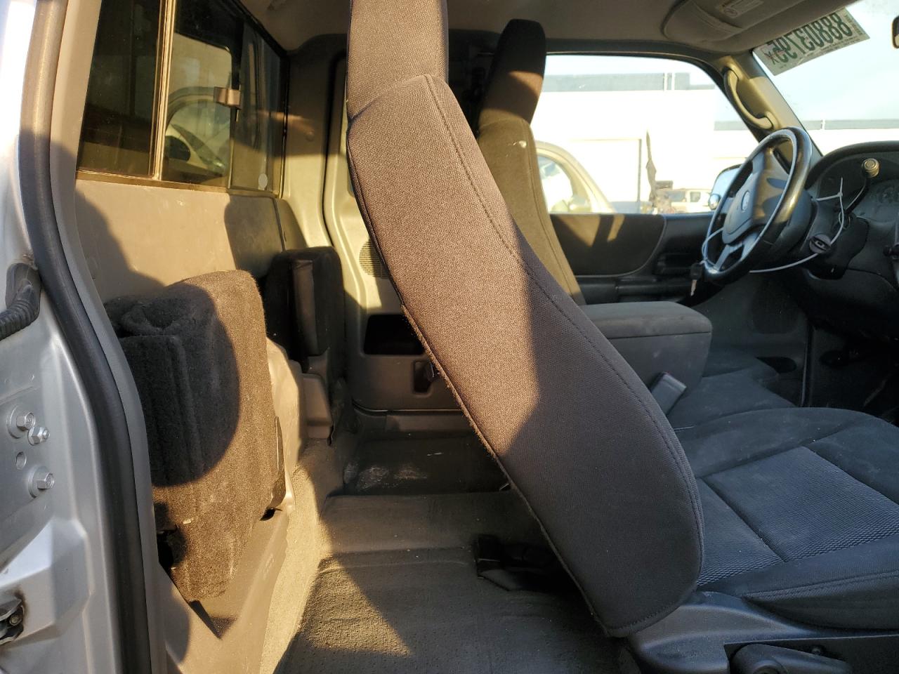2004 Ford Ranger - Image 10