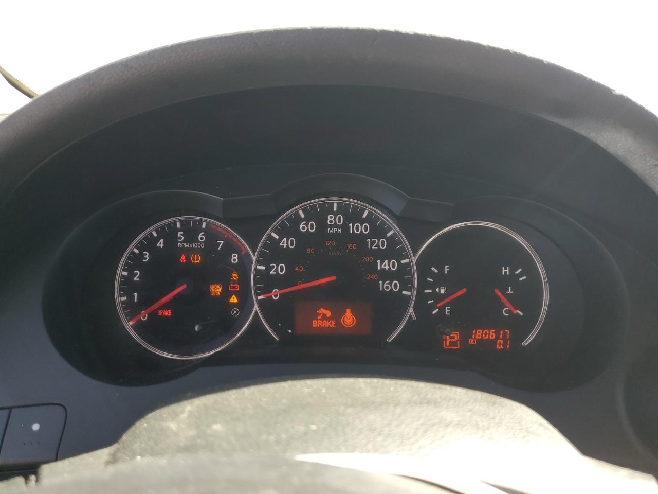 2011 Nissan Altima - Image 9