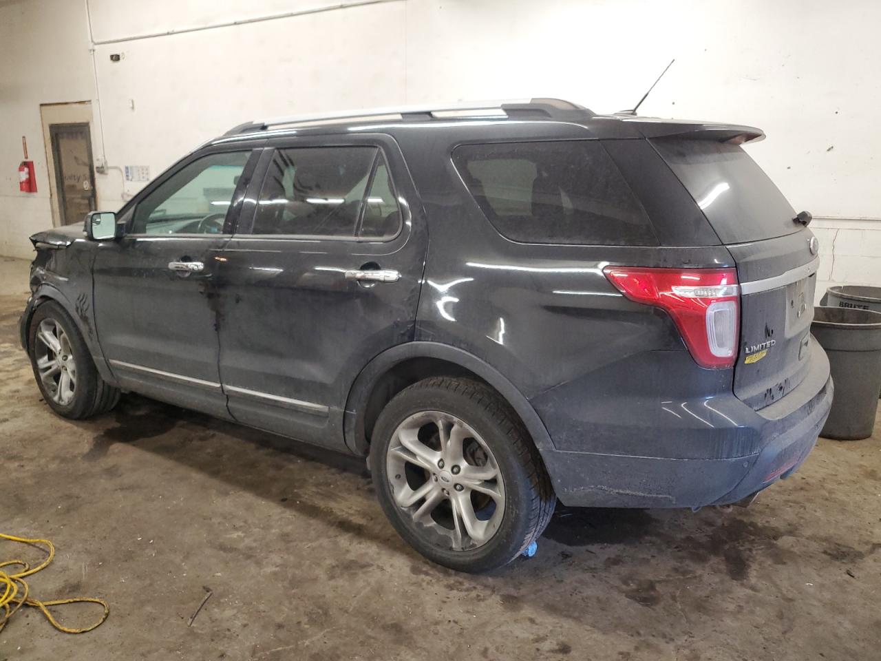 2012 Ford Explorer - Image 2