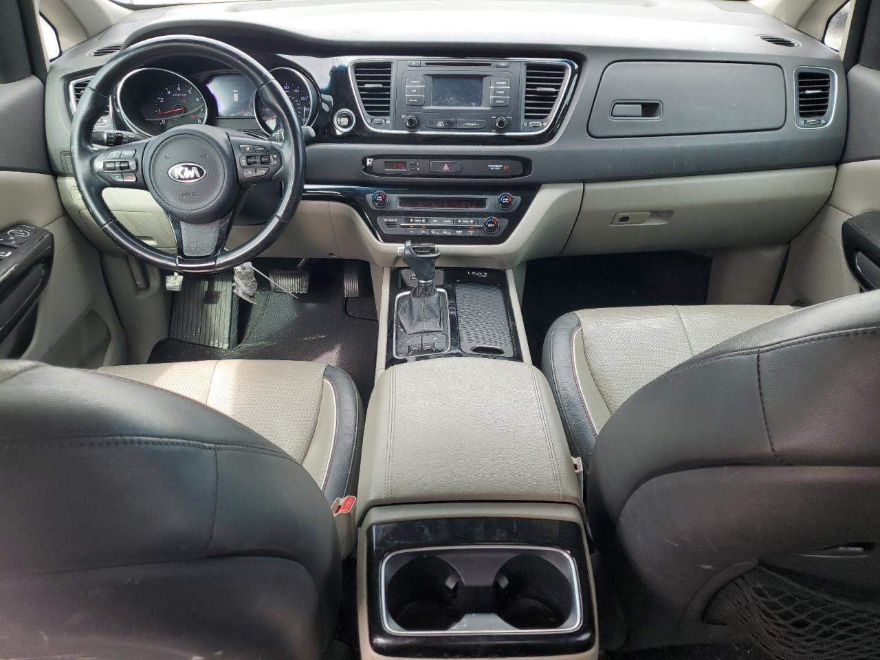 2015 Kia Sedona - Image 8