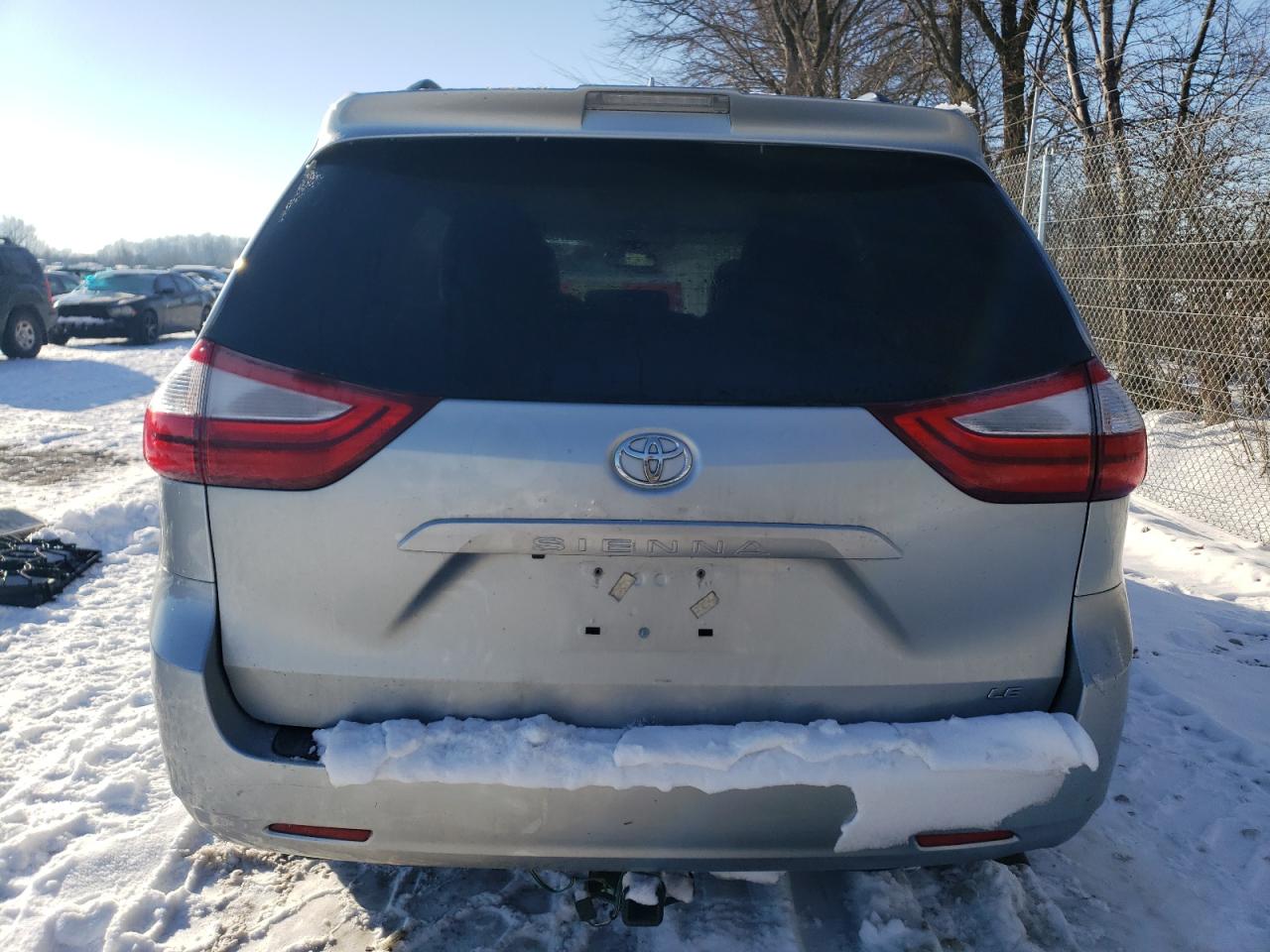 2019 Toyota Sienna - Image 6