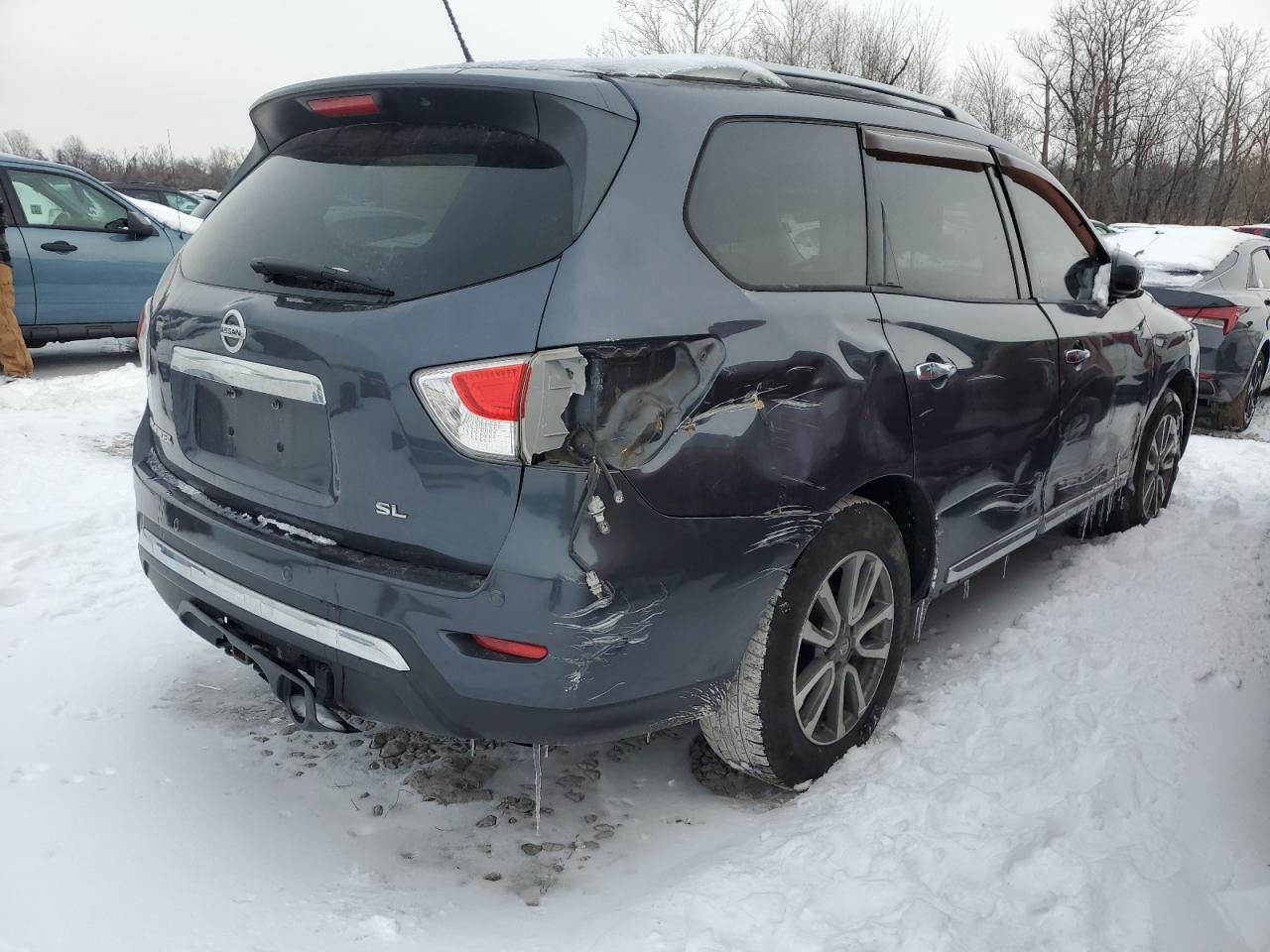 2014 Nissan Pathfinder - Image 3
