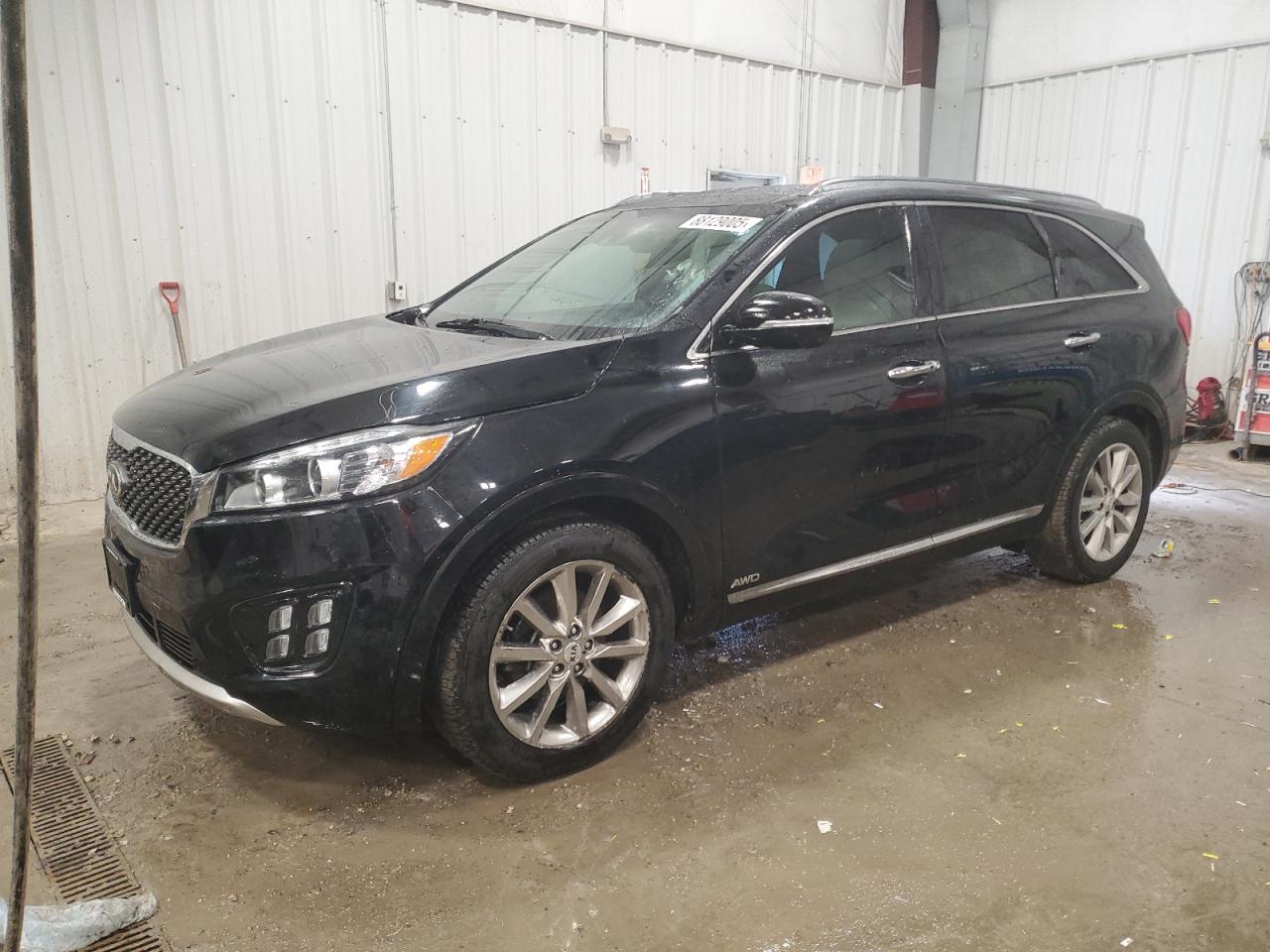 2016 Kia Sorento - Image 1