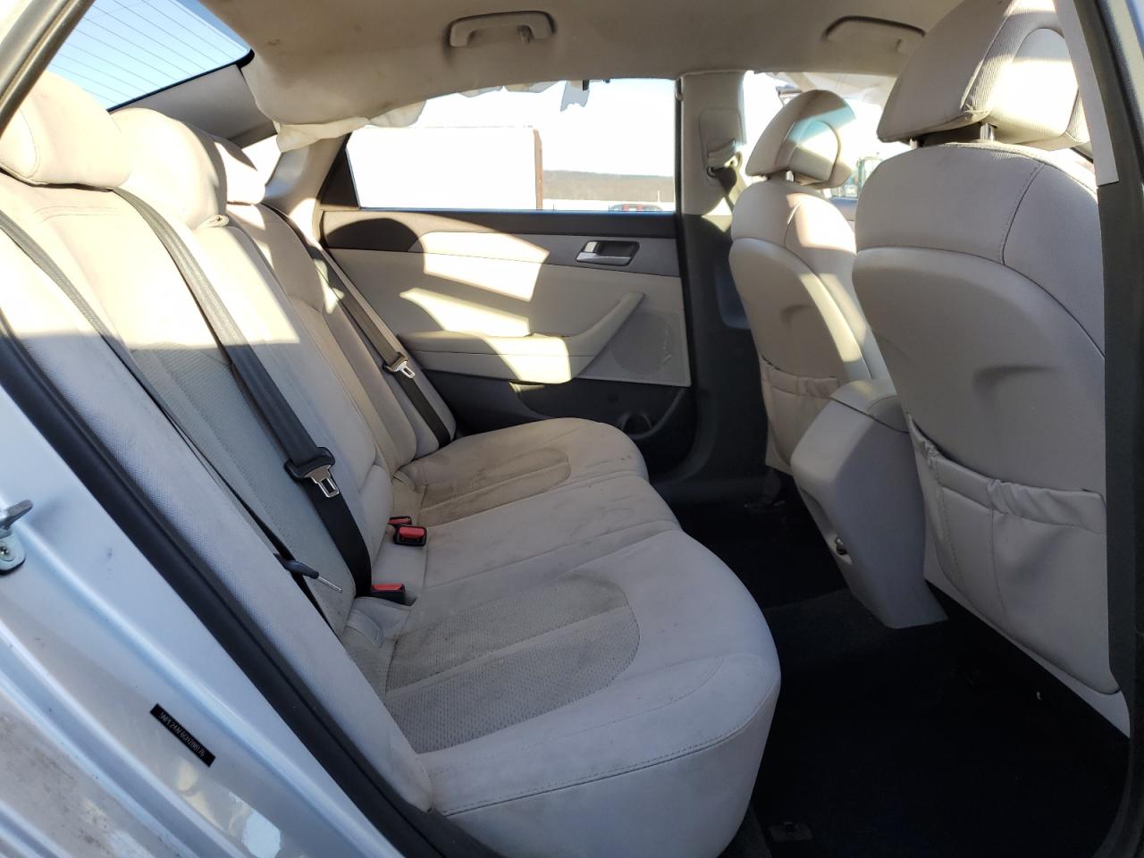 2016 Hyundai Sonata - Image 10