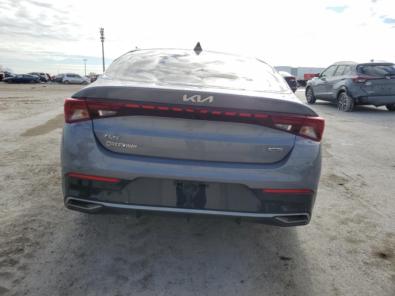 2022 Kia K5 - Image 6