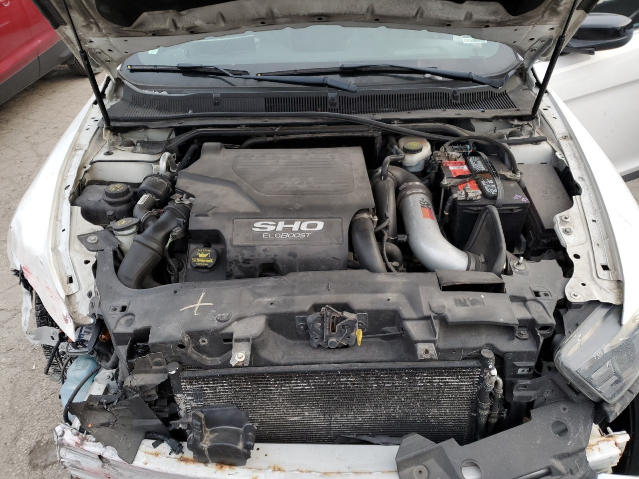 2013 Ford Taurus - Image 13