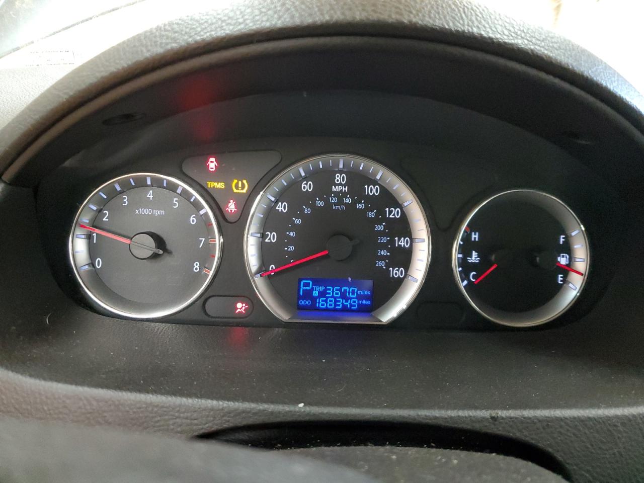 2010 Hyundai Sonata - Image 9